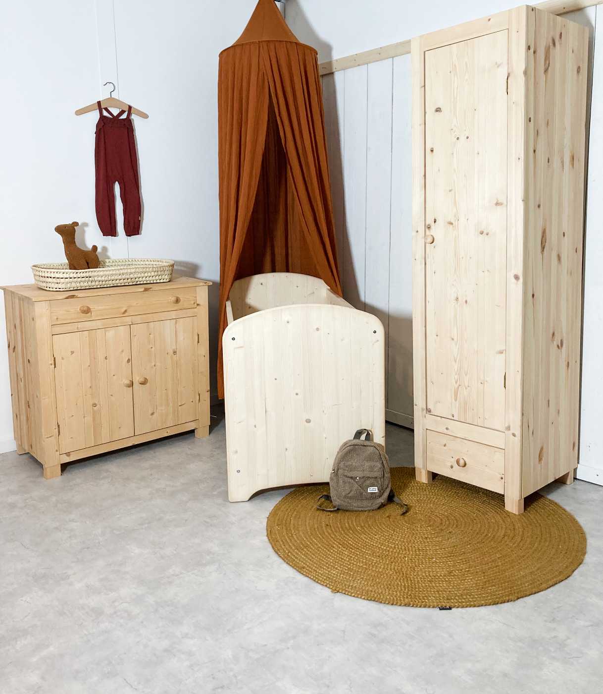 Aankondiging Maak een bed Post impressionisme Complete babykamer, 1 deurs kast + commode met deurtjes + ledikant Emma |  Blankhoutmeubelhal